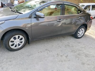 Toyota Corolla Altis Grande X CVT-i 1.8 Black Interior